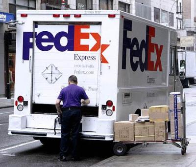 貨物輸送会社のFedEx、従業員に対し9月21日〜24日に荷物が急増する事に備えるよう指示