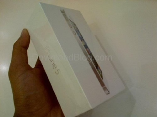 ｢iPhone 5｣のホワイトモデルのパッケージ写真