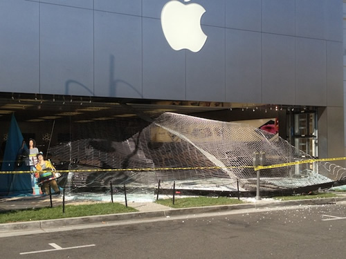 カリフォルニア州テメキュラにあるApple Storeで強盗事件が発生