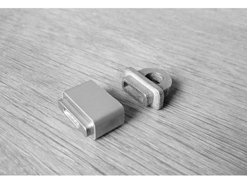 ｢MagSafe − MagSafe 2コンバータ｣をキーリングなどに装着出来る｢MagSafe Adapter Key Ring｣が登場