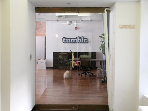 米Yahooに買収される事が決まった｢Tumblr｣のオフィス写真