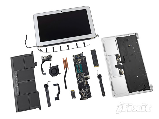 iFixit、｢MacBook Air (Mid 2013)｣の11インチモデルの分解レポートを公開