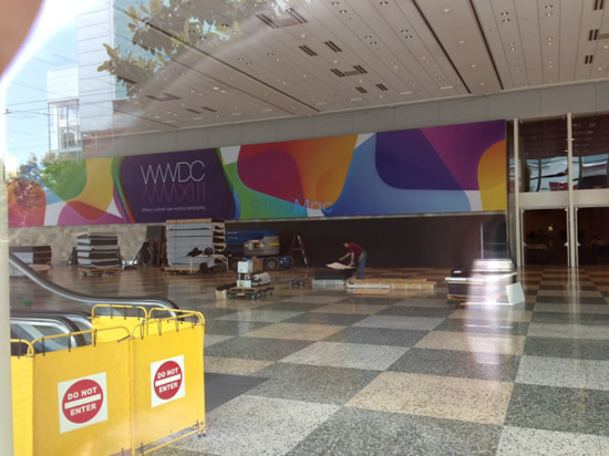 ｢WWDC 2013｣に向け会場の準備が始まる
