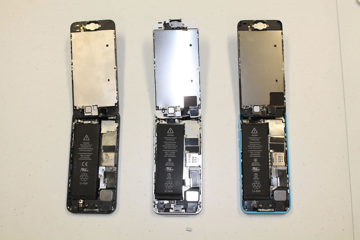 iExperts、｢iPhone 5s｣と｢iPhone 5c｣の分解レポートを公開