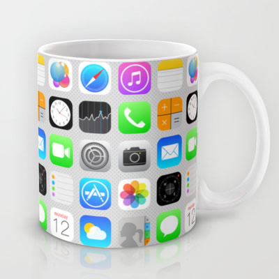 マグカップやTシャツなど、｢iOS 7｣な各種グッズが海外サイトで販売中