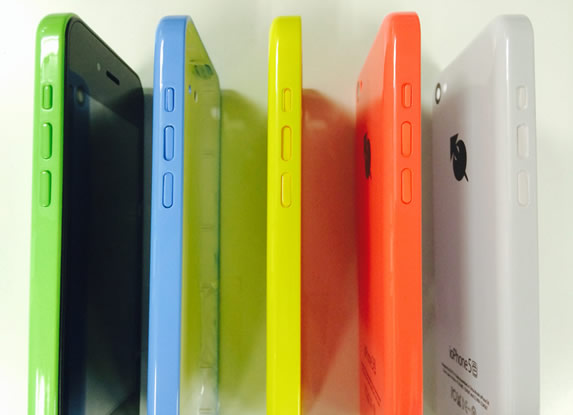 イオシス、｢iPhone 5c｣似のAndroidスマホ『ioPhone 5色』を12月20日に発売へ
