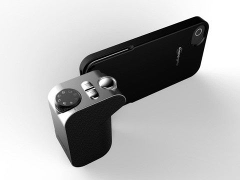 iPhone 5/5s用のカメラグリップ型コントローラー｢Snappgrip｣、3月末に発売へ