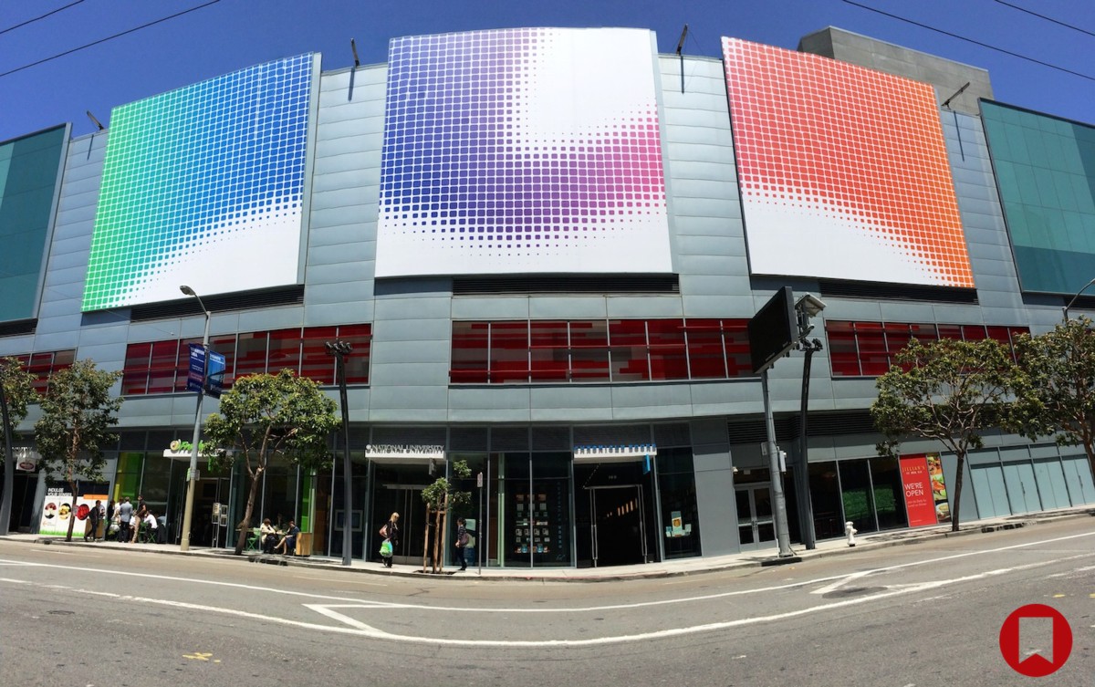 ｢WWDC 2014｣開幕に向け準備が進むモスコーンセンターの現在の写真