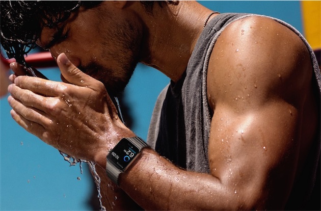 Appleのティム・クックCEO、｢Apple Watch｣をシャワー時も身につけている事を明らかに − 欧州での発売時期は”年内”