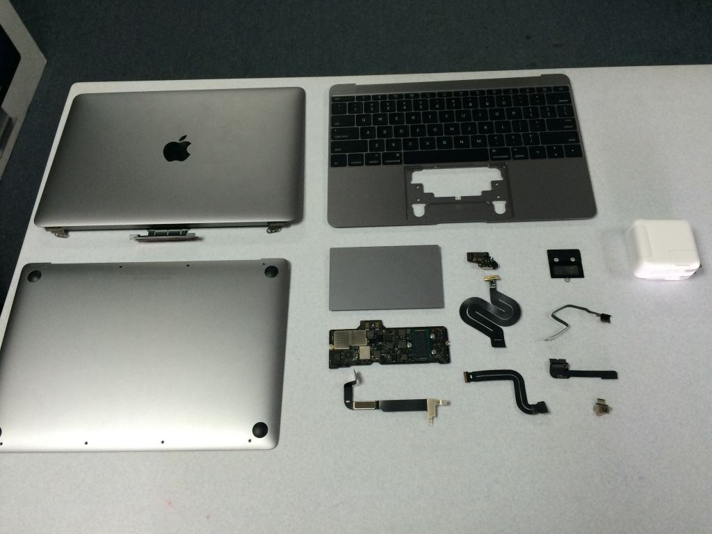新型｢MacBook｣の分解レポート ｰ その２ ｰ