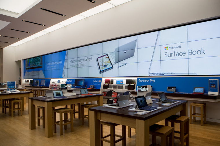 米Microsoft、ニューヨークに新しい旗艦店をオープン
