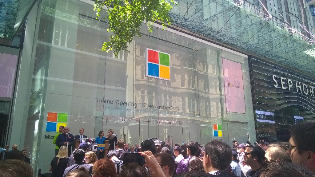 Microsoft、豪シドニーに旗艦店をオープン