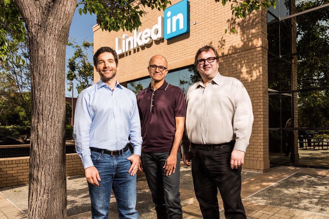 米MicrosoftがLinkedInを買収 − 買収額は262億ドル