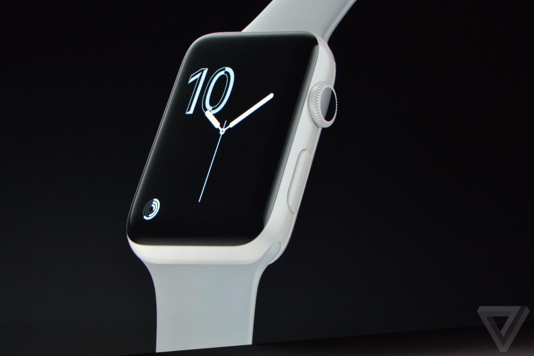 Apple、｢Apple Watch Series 2｣を発表 − 50m防水機能やGPS内蔵など
