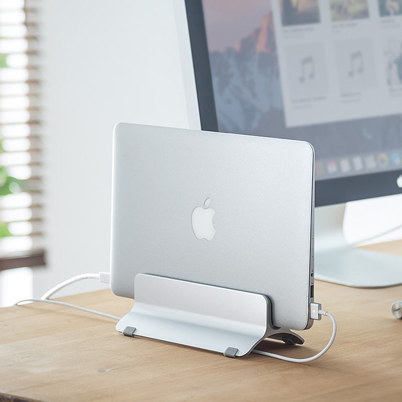 サンワサプライ、｢MacBook｣などのクラムシェルモードに最適なアルミ製スタンドを発売