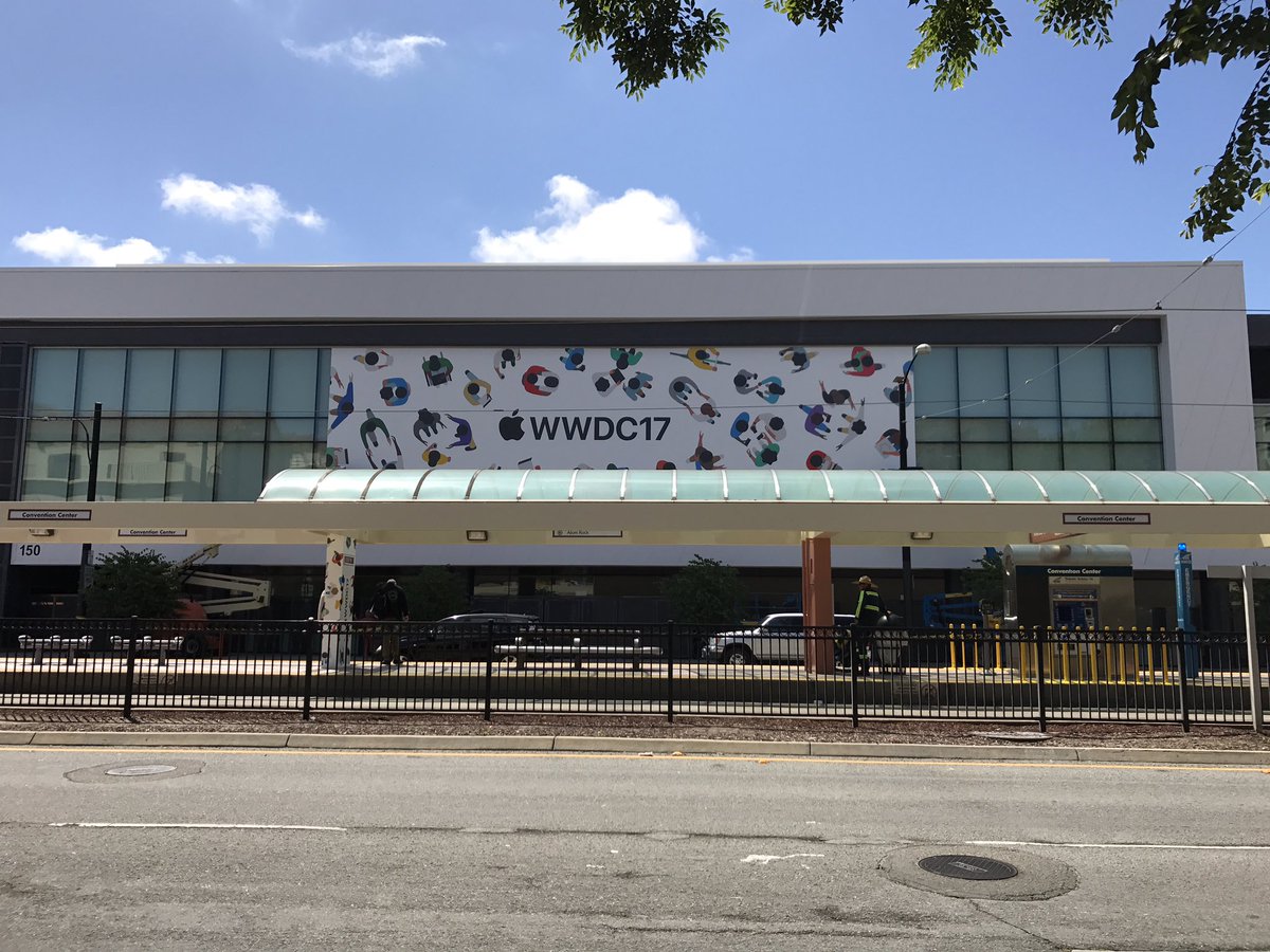 【WWDC 2017】開催に向け会場の準備が始まる