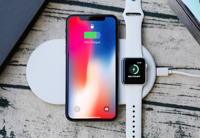 ｢iPhone｣と｢Apple Watch｣を同時にワイヤレス充電可能な充電パッド｢Funxim Wireless Charging Mat｣が登場