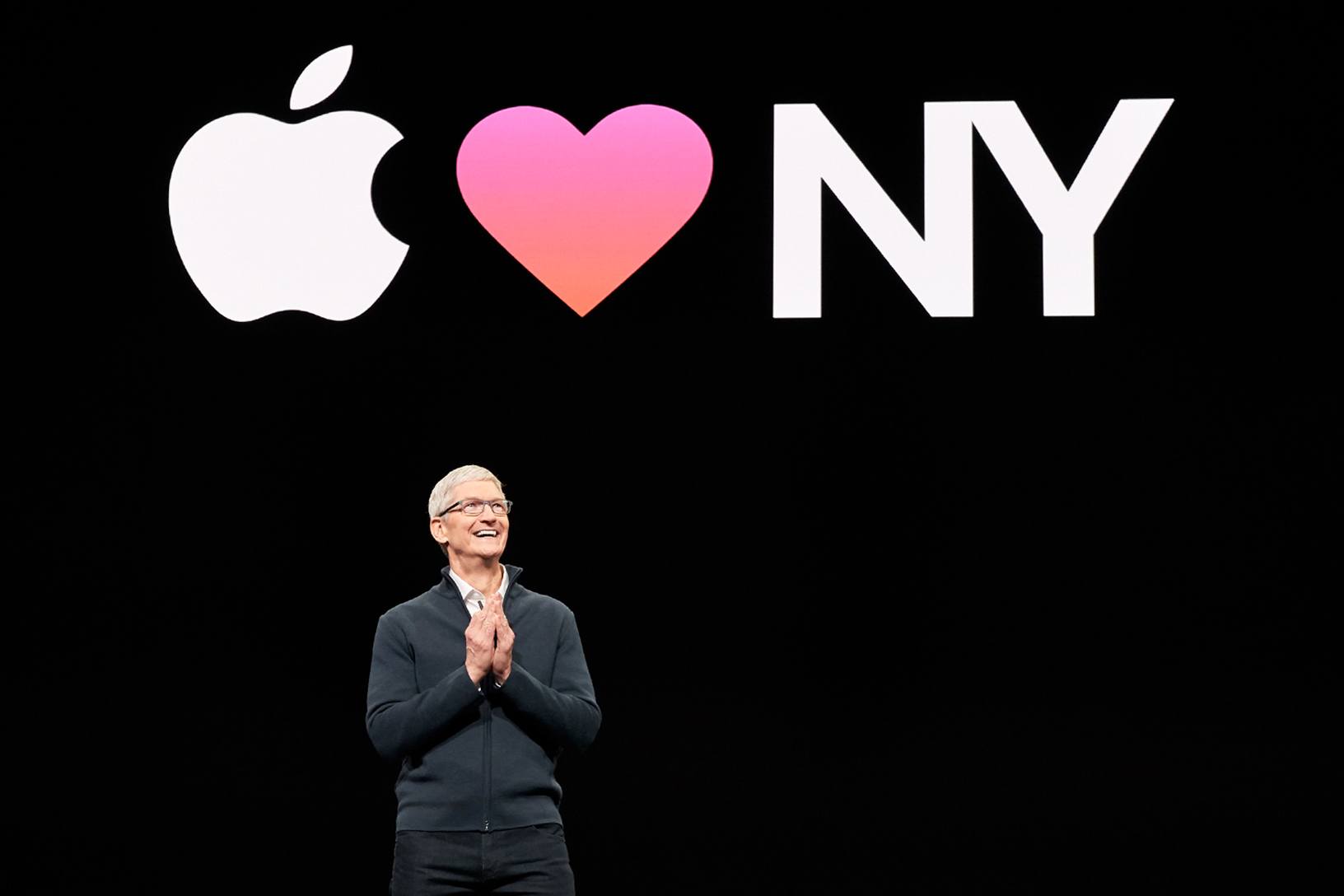 Appleが10月30日のスペシャルイベントで明らかにした各種数字のまとめ − Macのアクティブ台数は1億台に
