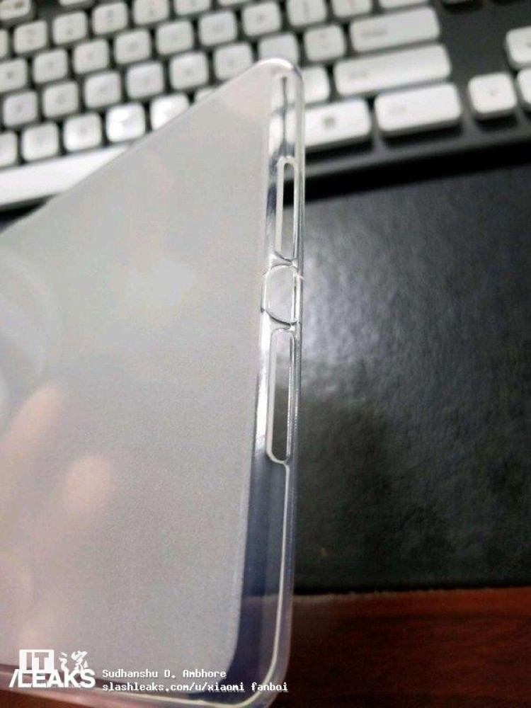 新型｢iPad mini｣用とされるケースが登場 − ステレオスピーカーを採用か