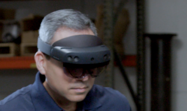 今晩の発表を前に｢HoloLens 2｣とみられるデバイスの画像が流出