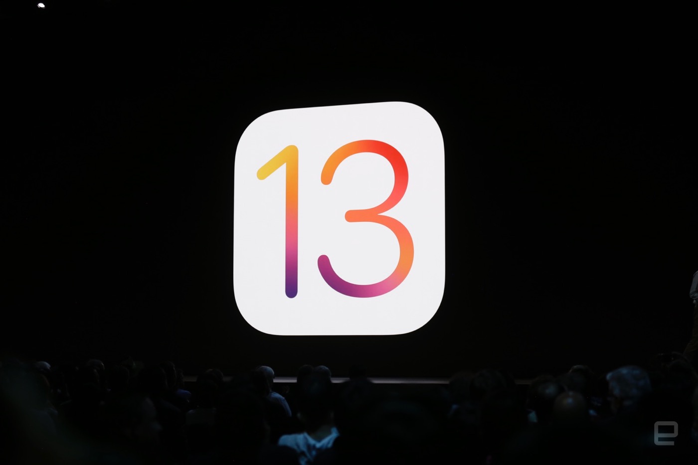 Apple、｢iOS 13｣を発表 − ダークモードに対応