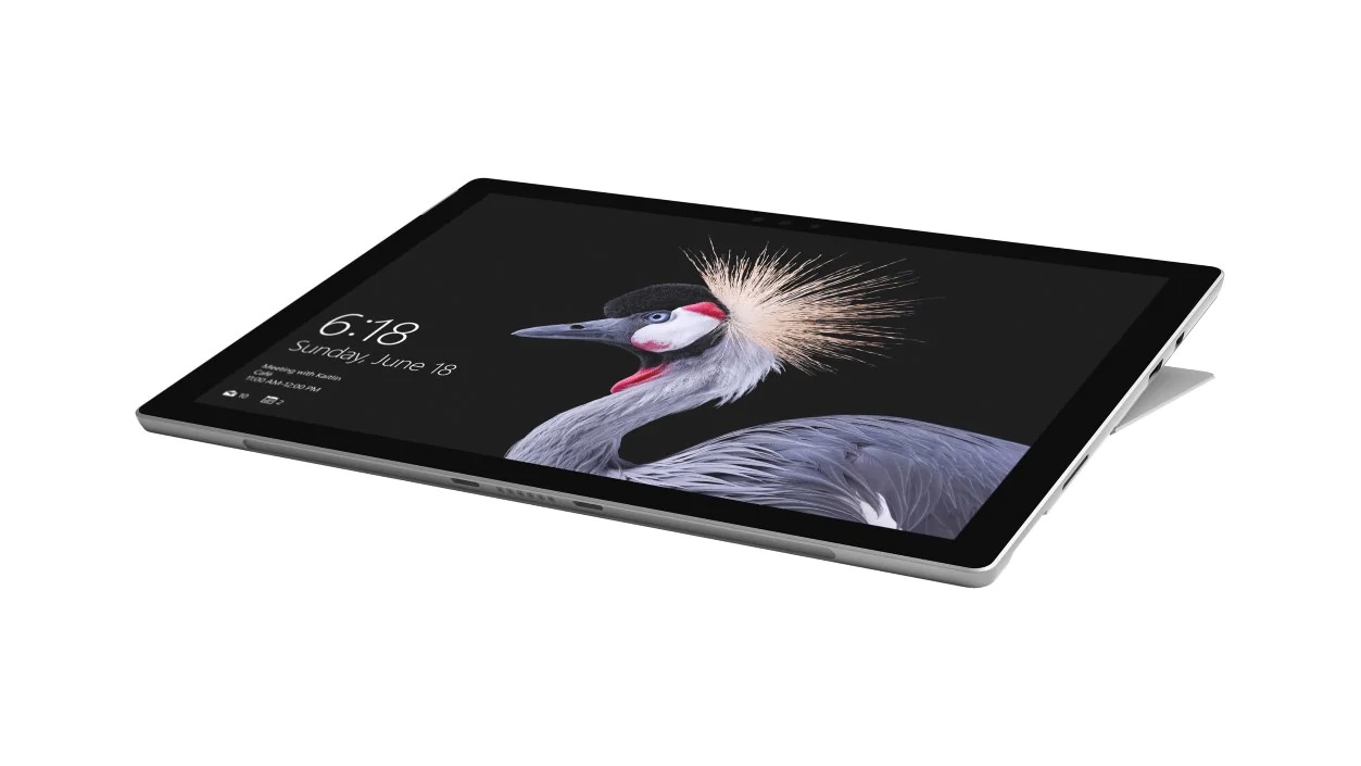 Microsoft、｢Surface Pro (第5世代)｣購入で純正タイプカバーをプレゼントするキャンペーンを開始