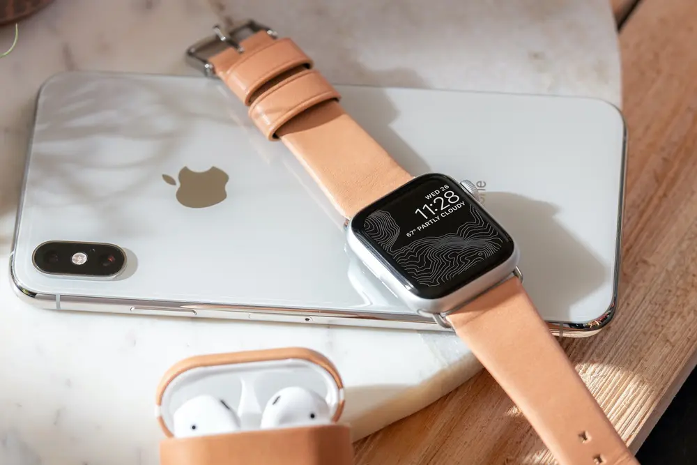 割引 NOMAD Apple Watch Band Horweenレザー ブラック