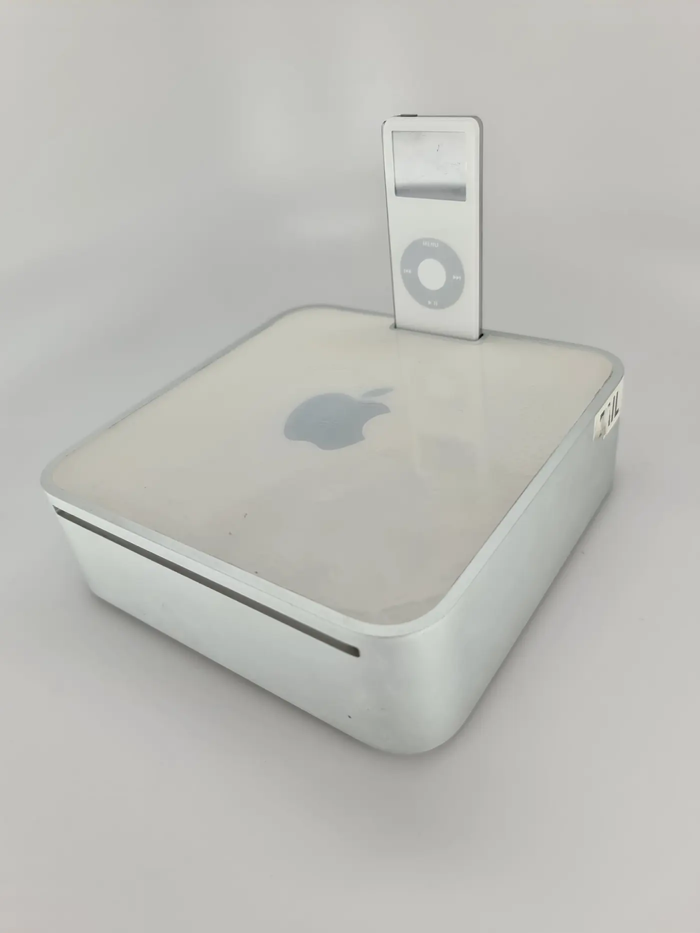 Appleが｢Mac mini｣に｢iPod nano｣用ドックを搭載することを検討して