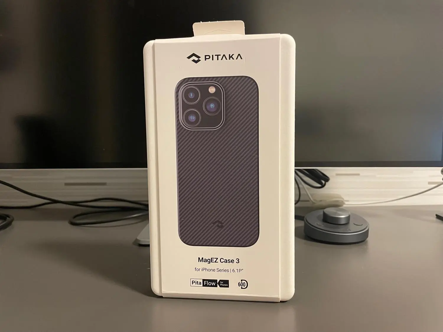 レビュー】PITAKAのアラミド繊維製ケース｢MagEZ Case 3 for
