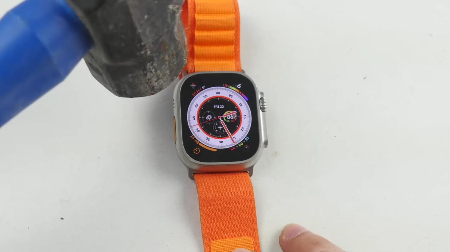 シリーズ史上最もタフな｢Apple Watch Ultra｣のダメージテスト映像公開
