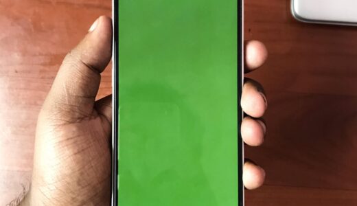 ｢iOS 16.1｣へのアップデート時に｢iPhone 13｣のディスプレイが緑一色になるグリーンスクリーン問題が一部で報告される