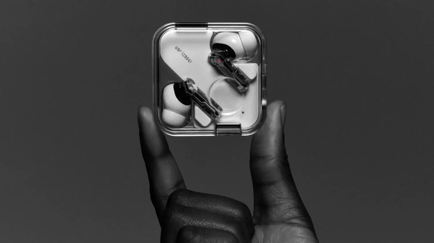 Nothingの新型ワイヤレスイヤホン｢Ear (2)｣、本日より一般販売開始