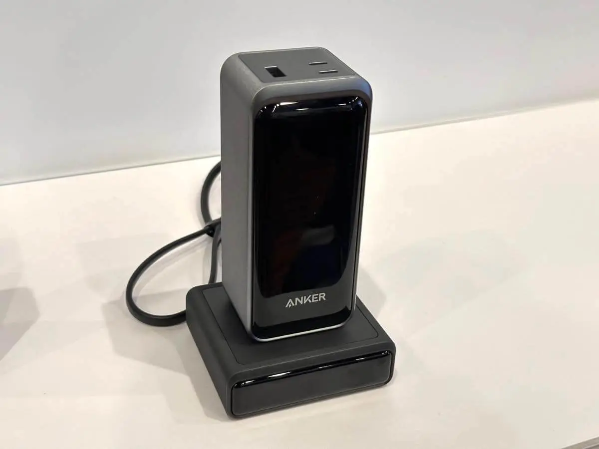 Anker、｢Anker Prime Power Bank｣シリーズ専用充電スタンド