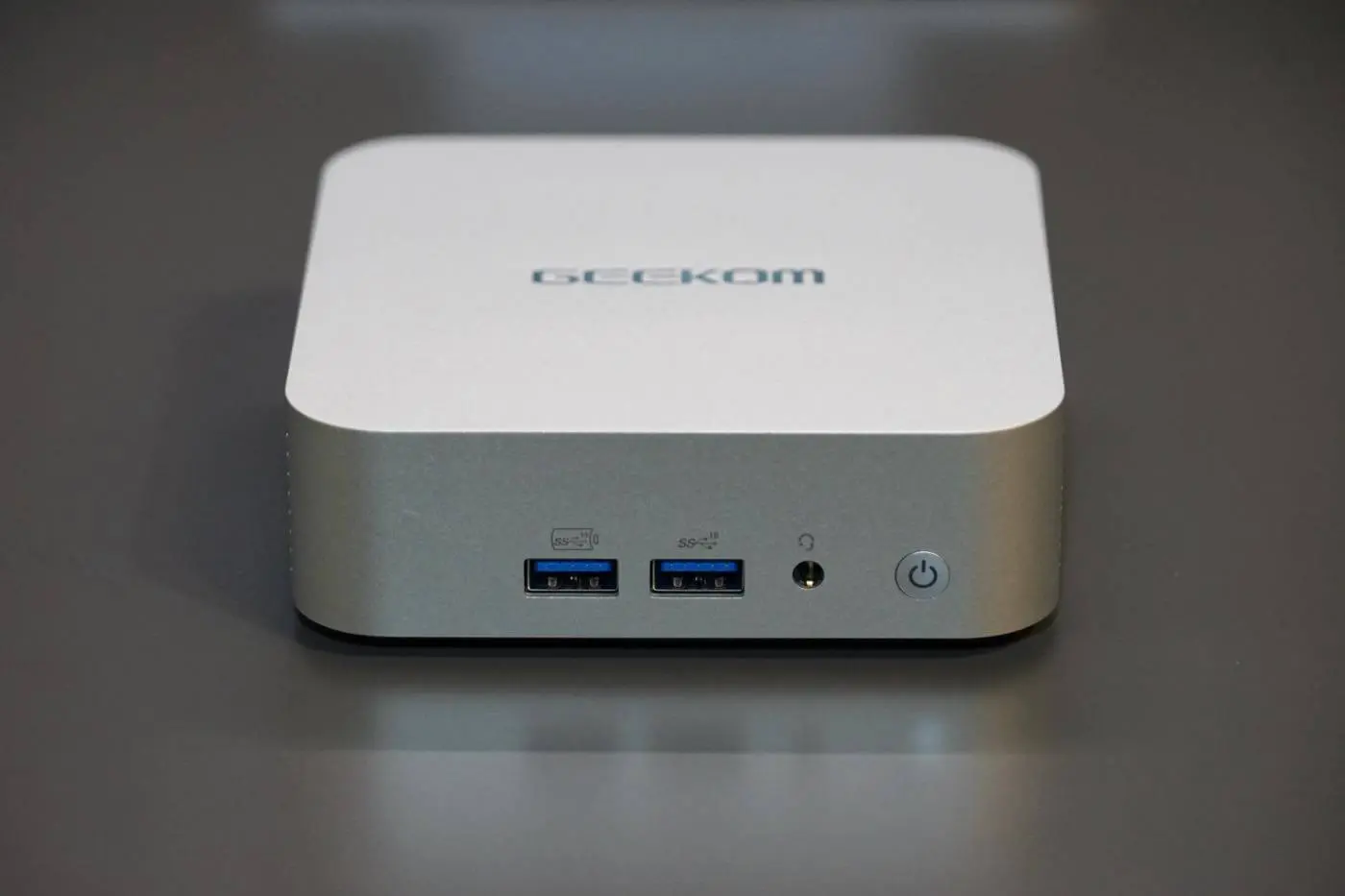 動作確認済 AMD ミニPC CPUなし Amazon.co.jp: GZBOXミニPC 小型pc OS搭載なし AMD Ryzen 7 8845HS