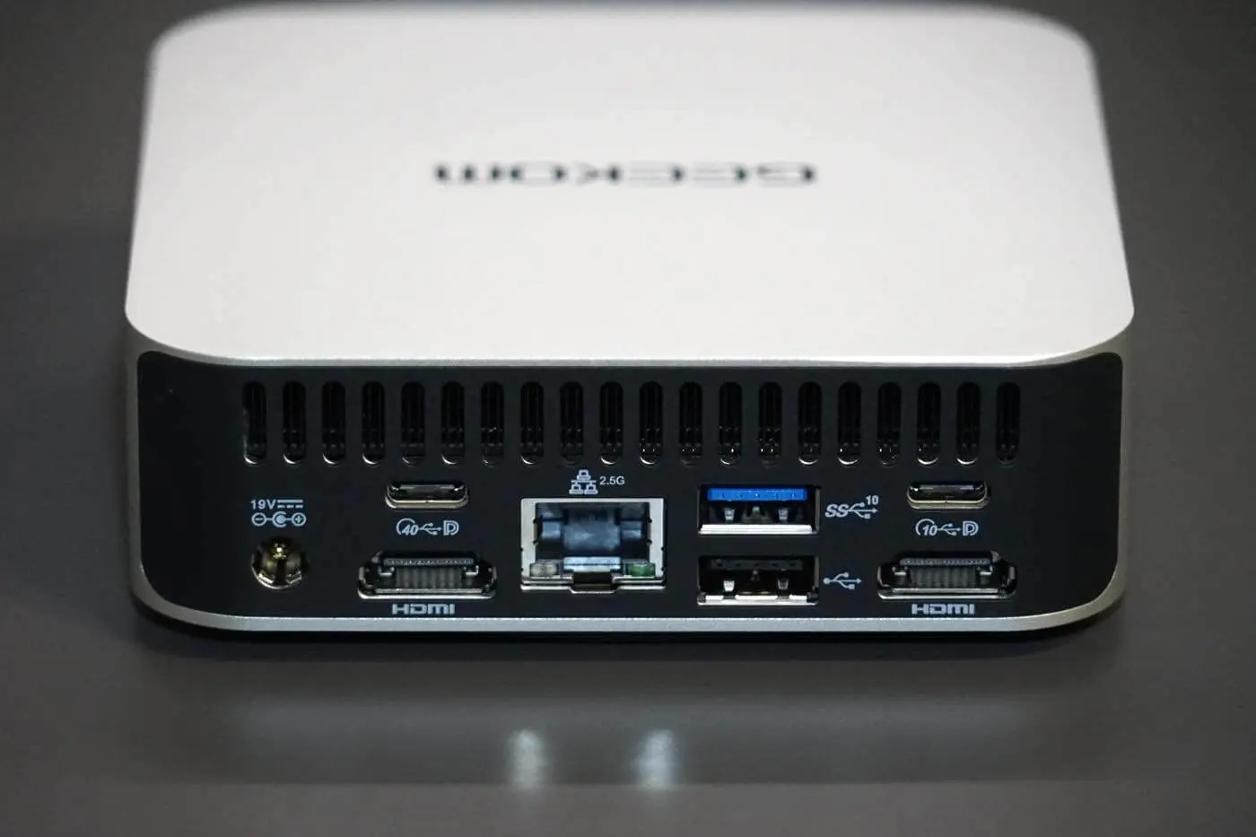 Redomi8A 新品未使用 レビュー】コンパクトなアルミボディにAMDの最新SoCを搭載したミニPC