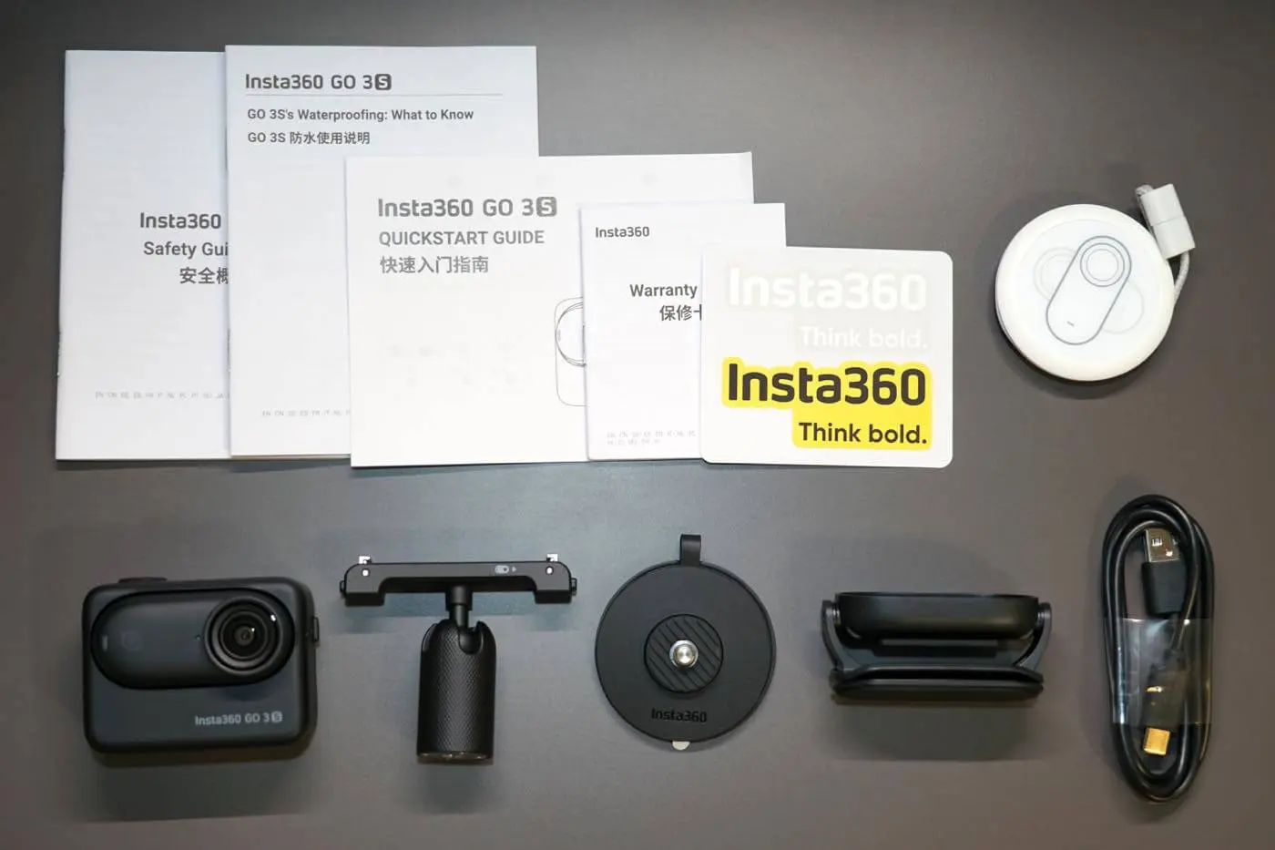 Insta360 GO 3S ミッドナイトブラック 128GB アクションキット