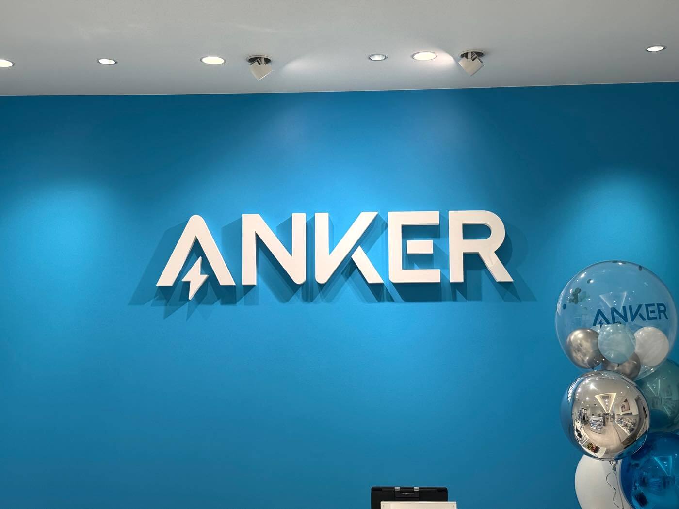 Ankerが東京・渋谷に2フロアで最大面積の旗艦店｢Anker Store 渋谷｣をオープン ｰ 店舗内の雰囲気も紹介