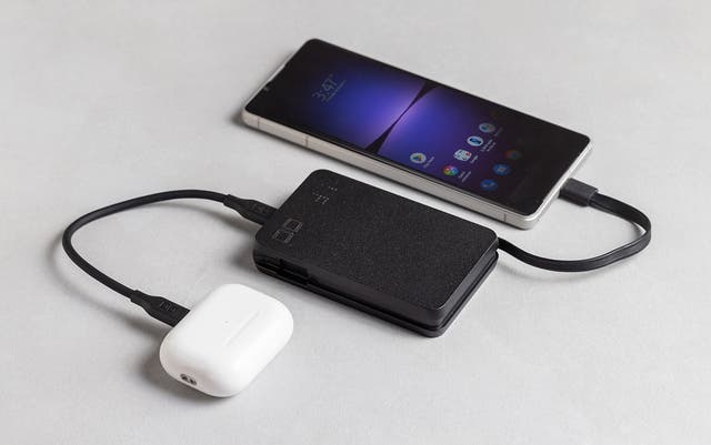 CIO、超薄型&USB-Cケーブル内蔵モバイルバッテリー｢SMARTCOBY Pro SLIM CABLE｣の一般販売を開始