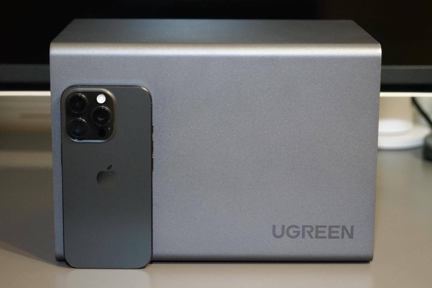 【レビュー】UGREEN初のNASキット「NASync DXP4800 Plus」ｰ  スマホ時代に合わせた設計で、写真や動画によるスマホの容量圧迫問題も解決