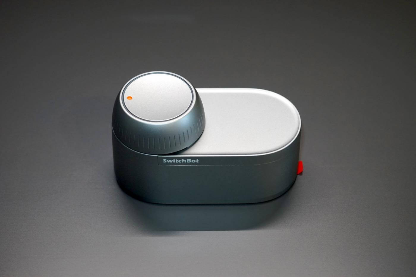 【レビュー】後付け感がない一体型カバーデザインを採用したスマートロック「SwitchBot ロック Ultra」|充電式バッテリーも標準採用