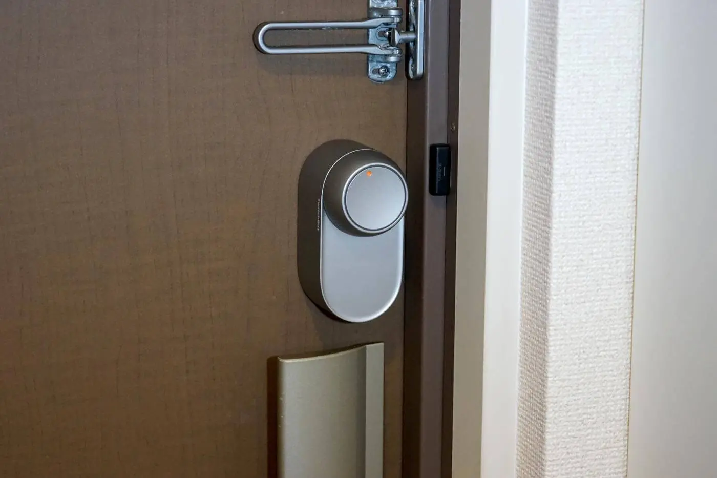 レビュー】後付け感がない一体型カバーデザインを採用したスマート 