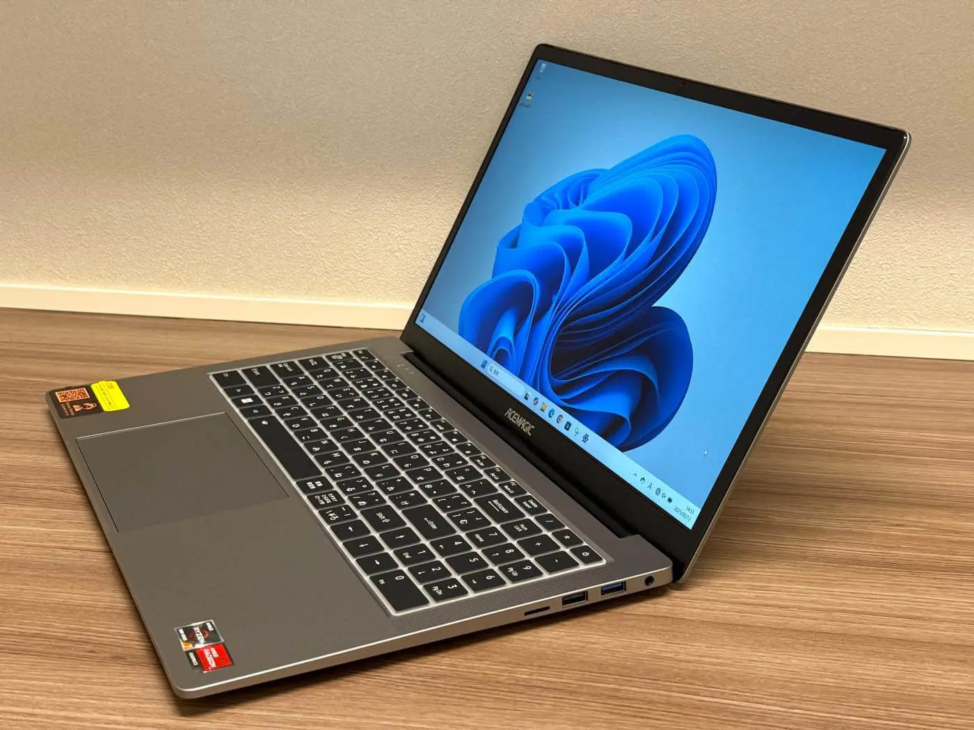 レビュー】ACEMAGICの格安16インチノートPC｢AX16 Pro｣｜古い世代