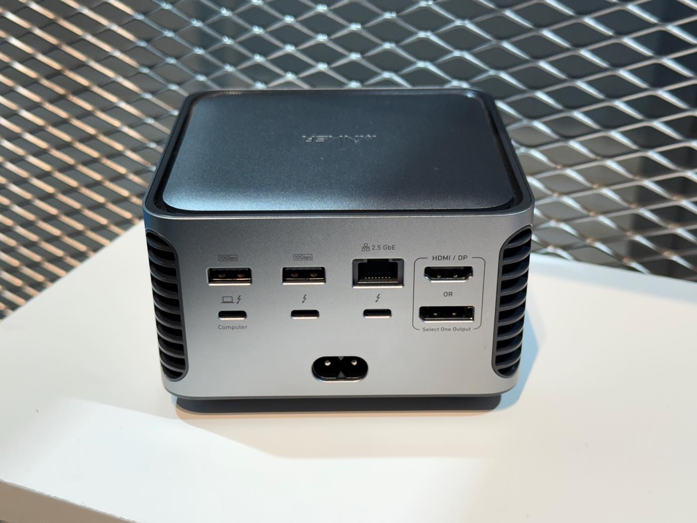 Anker、Thunderbolt 5対応ドック「Anker Prime ドッキングステーション(14-in-1, 8K, Thunderbolt 5)」を発売