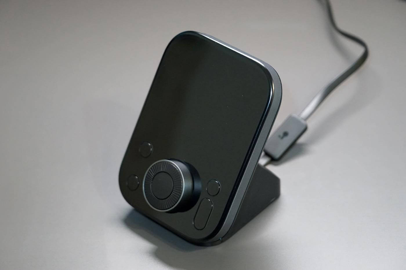 「SwitchBot ハブ3」 レビュー|人感センサーや物理リモコン機能も搭載した最強のスマートリモコンが登場