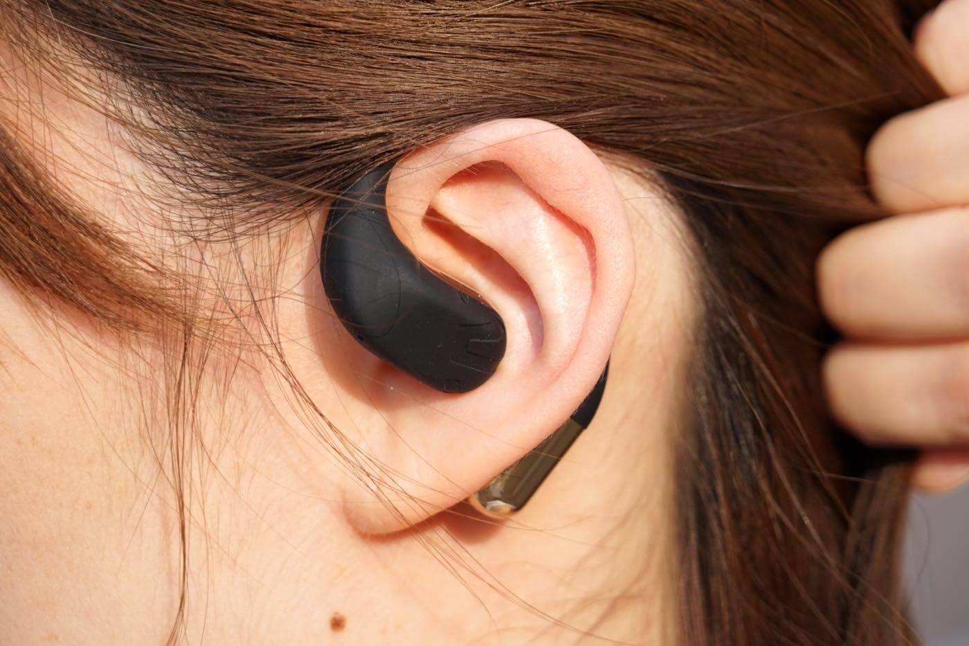【レビュー】1万円以下のコスパに優れた耳掛け式オープンイヤー型イヤホン「SOUNDPEATS Chasers」