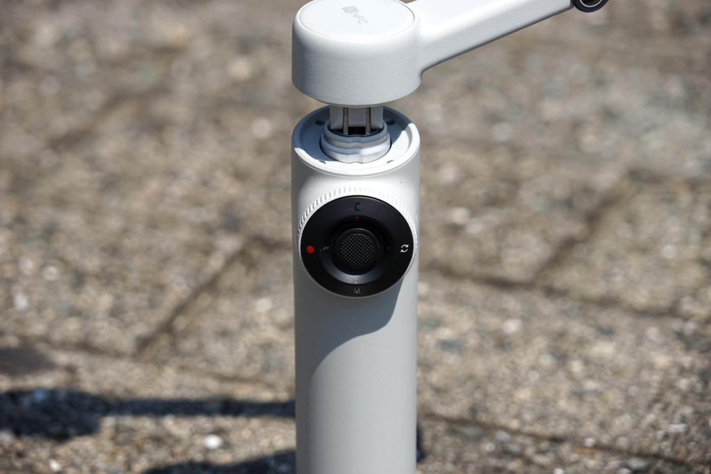 【レビュー】Insta360のスマホジンバルのエントリーモデル「Insta360 Flow 2」|初心者やライトユーザーには正直これで十分!!