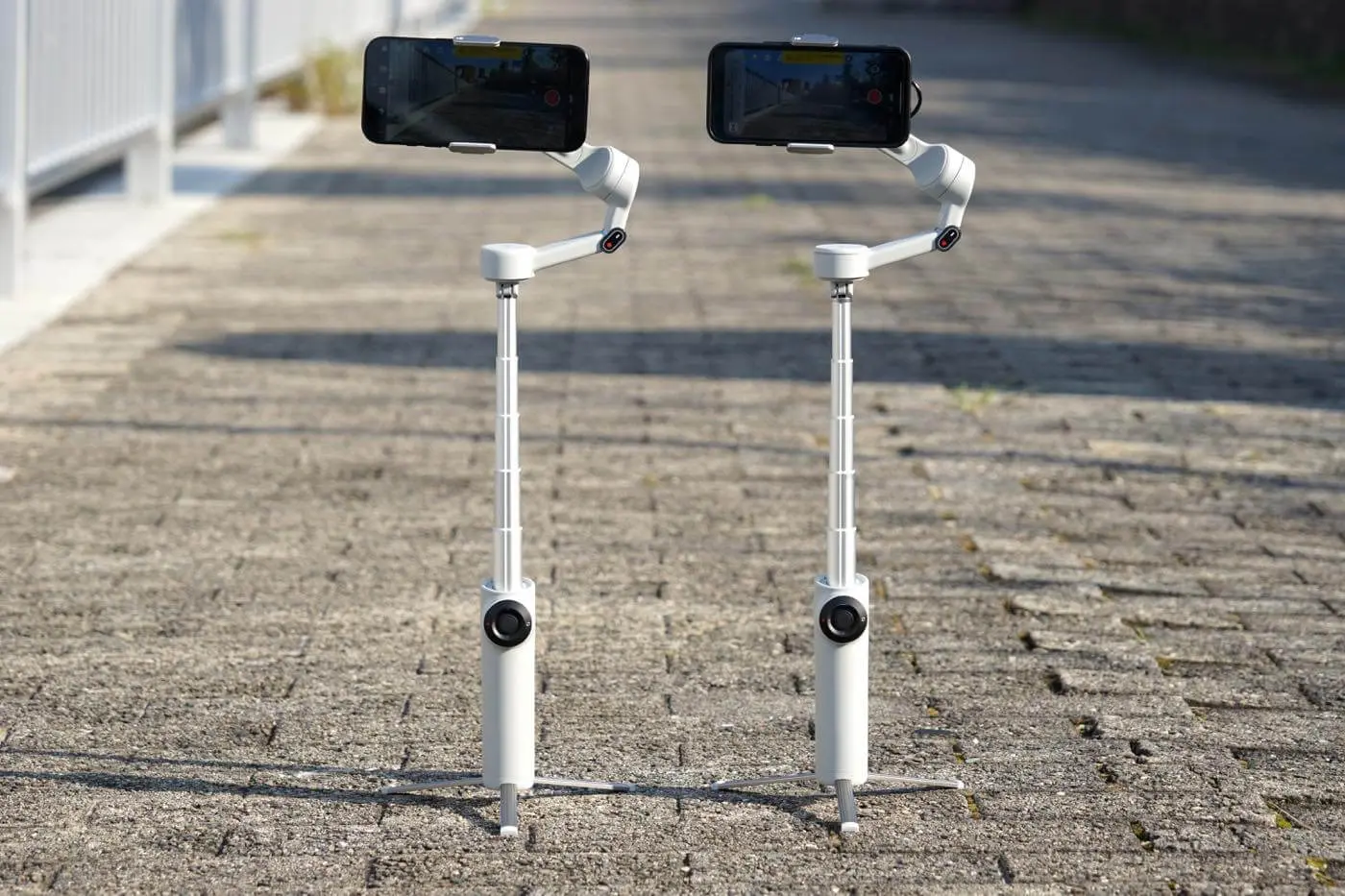 レビュー】Insta360のスマホジンバルのエントリーモデル