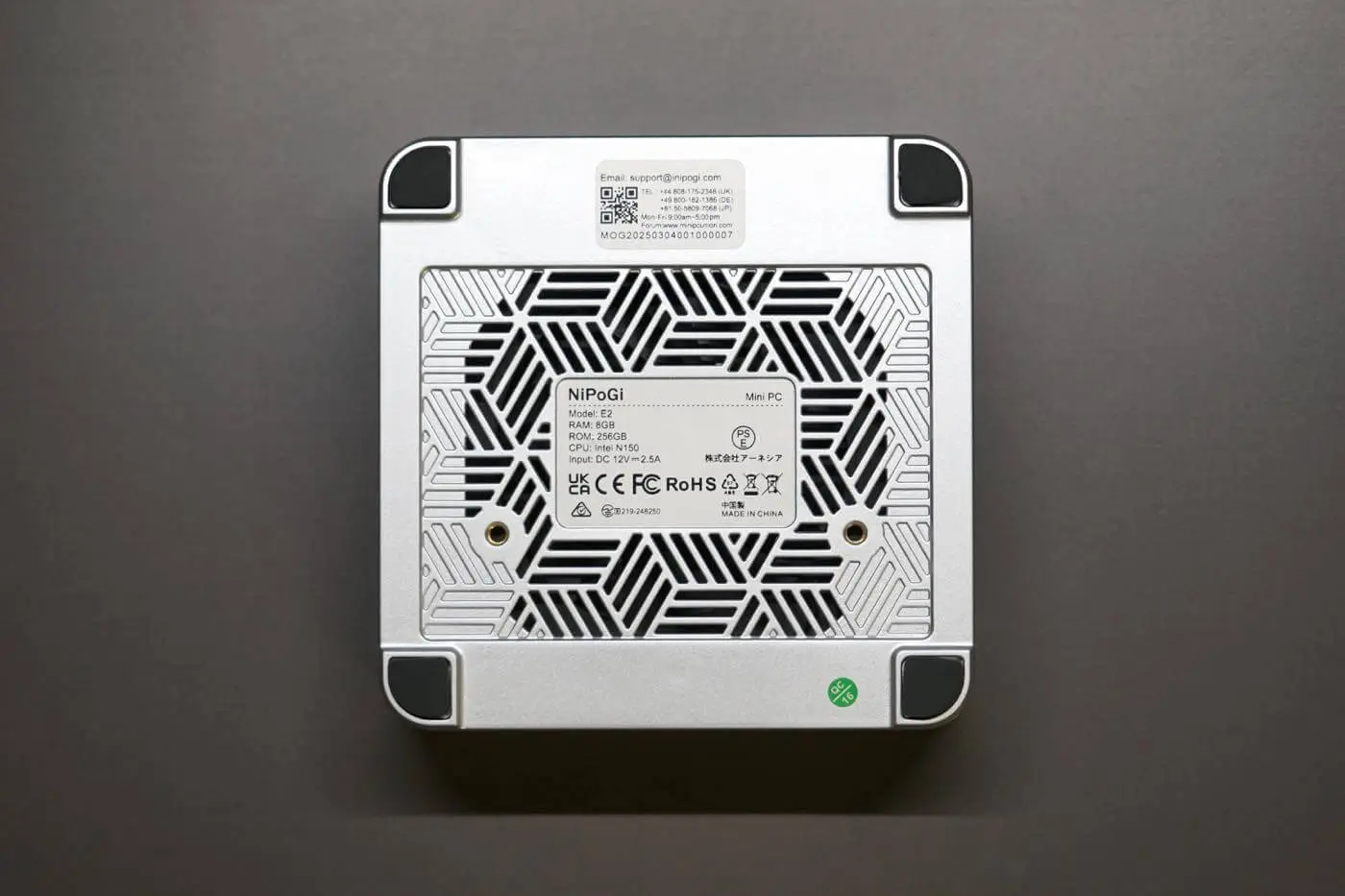 【新品・未使用NiPoGi E2 ミニPC N150/8GB/256GB OEM 新品・未使用NiPoGi E2 ミニPC N150/8GB/256GB OEM（ミニPC