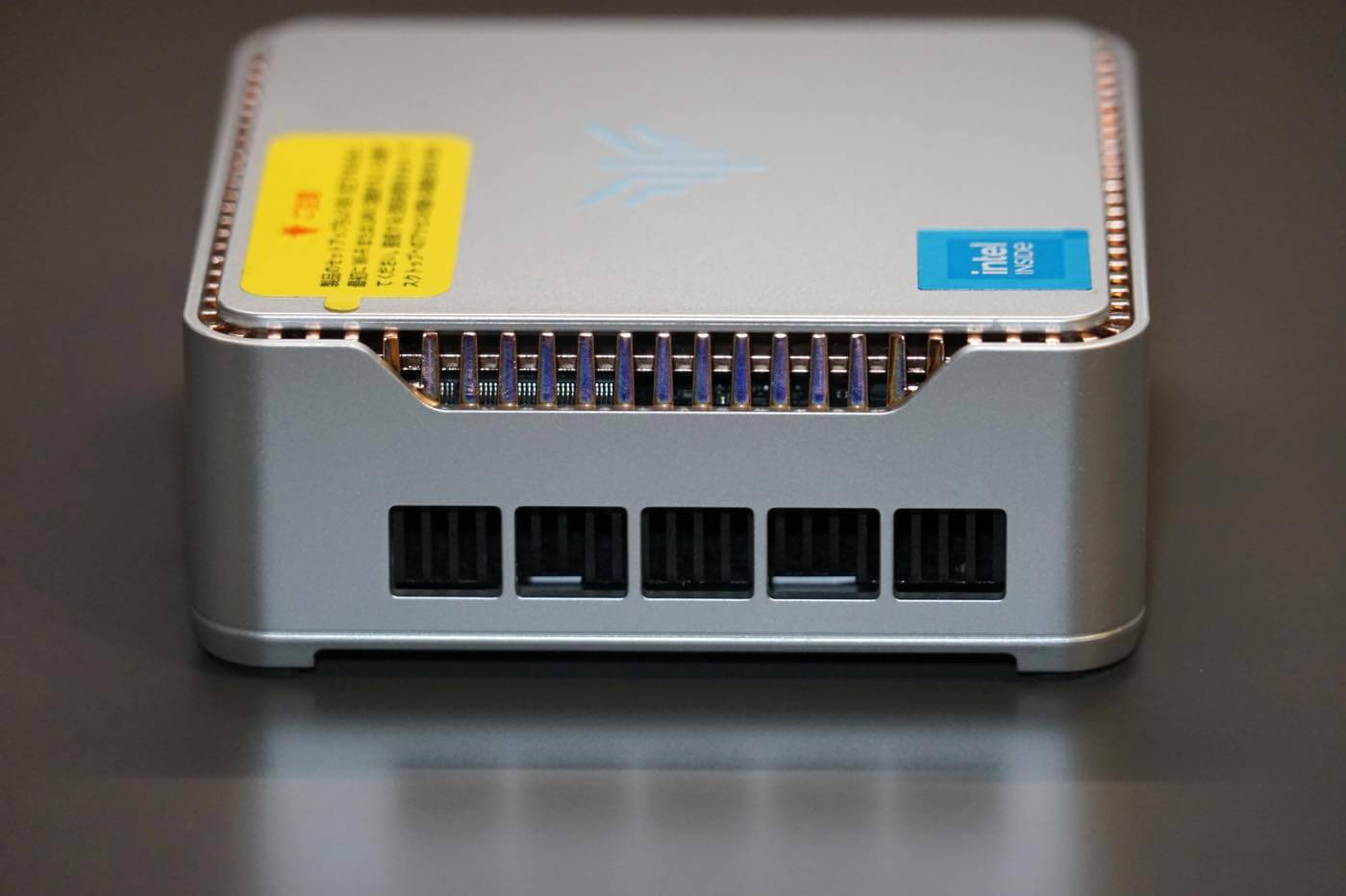 【レビュー】激安&超小型のIntel N150搭載ミニPC『NiPoGi E2』