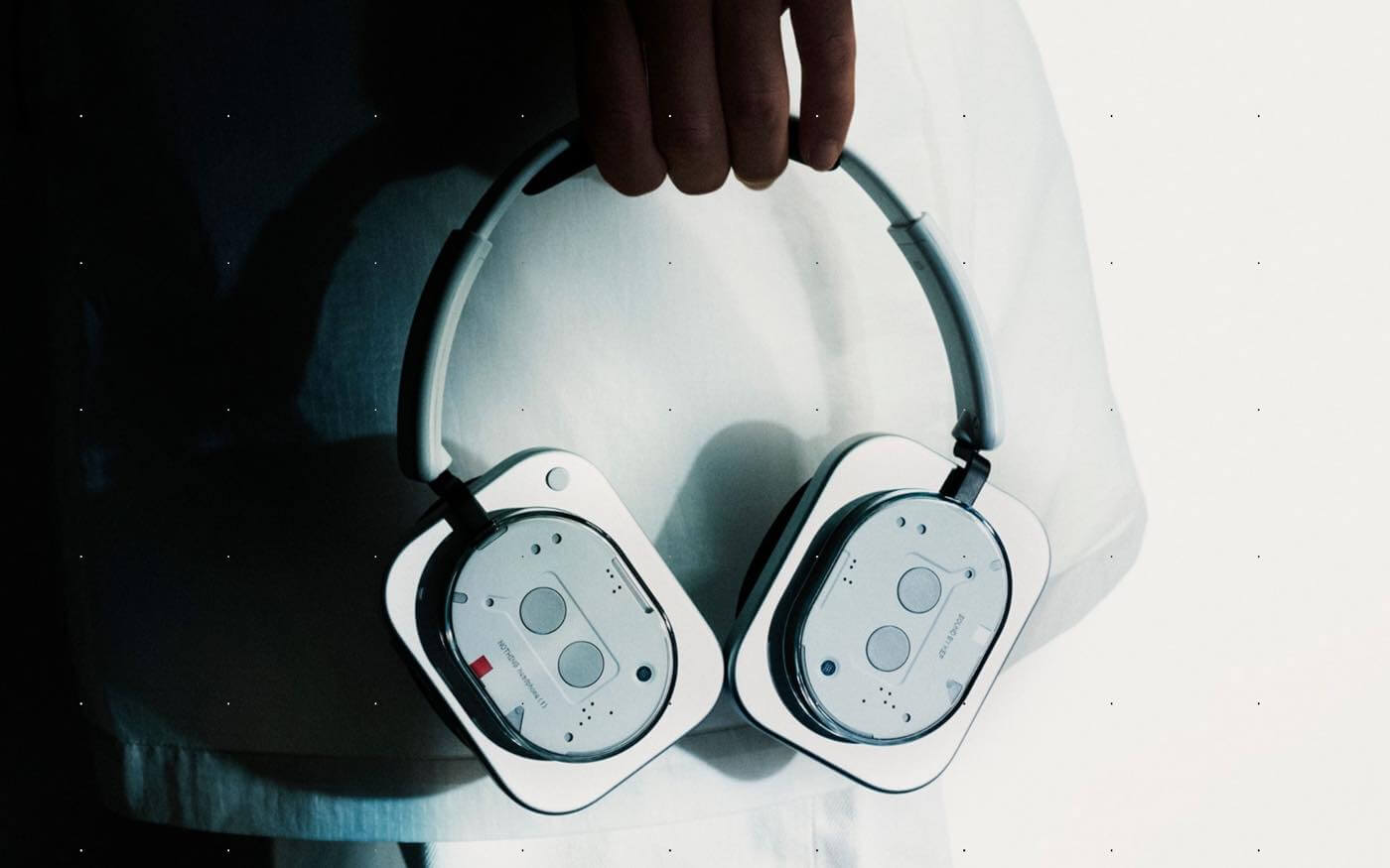Nothing、同社初のワイヤレスヘッドホン｢Nothing headphone (1)｣を正式発表